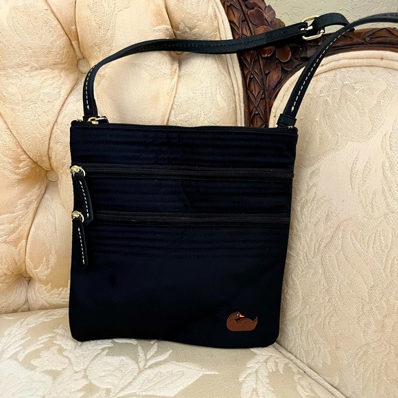 Dooney & Bourke Bags Dooney Bourke North South Triple Zip Black